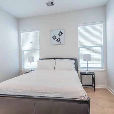 Charming 3-Bedroom Luxury Home Near Downtown, Nrg, Galleria & Medical Center Houston Extérieur photo