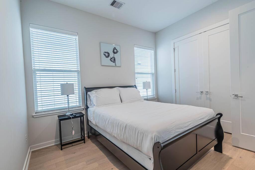 Charming 3-Bedroom Luxury Home Near Downtown, Nrg, Galleria & Medical Center Houston Extérieur photo