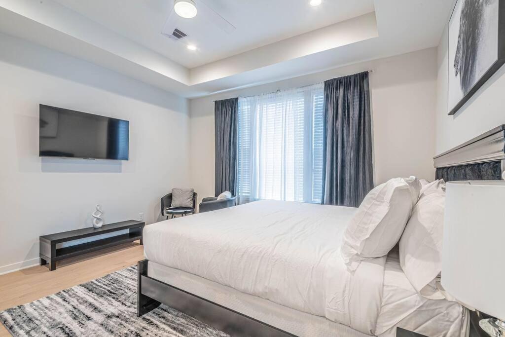 Charming 3-Bedroom Luxury Home Near Downtown, Nrg, Galleria & Medical Center Houston Extérieur photo
