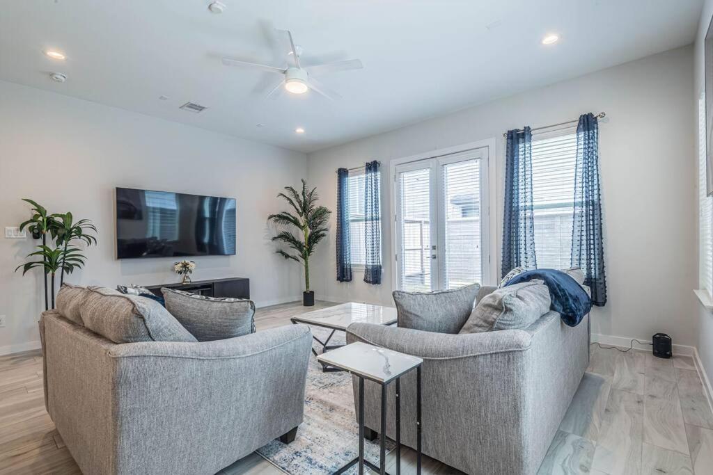 Charming 3-Bedroom Luxury Home Near Downtown, Nrg, Galleria & Medical Center Houston Extérieur photo
