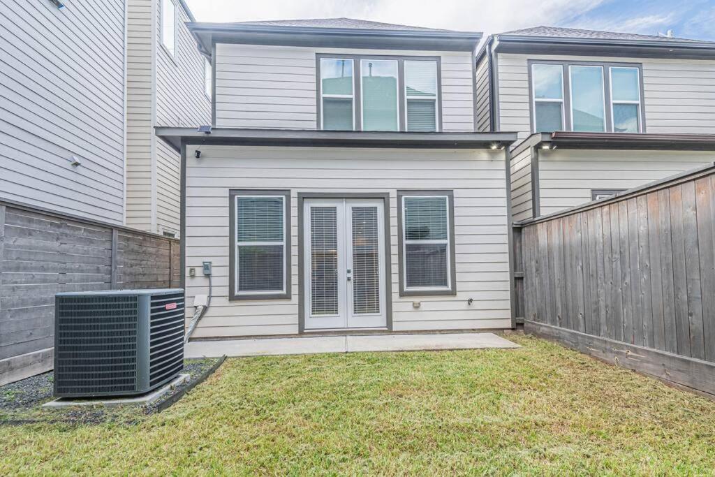 Charming 3-Bedroom Luxury Home Near Downtown, Nrg, Galleria & Medical Center Houston Extérieur photo